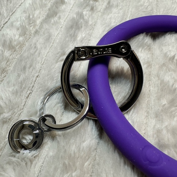 Oventure "Big O" keyring- ViOlet-NWOT - Picture 2 of 3